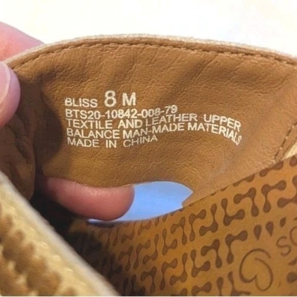 Baretraps Size 8 Bliss Posture Plus+ Slip-on Wedge Sandals Leather Brown Cream - Picture 8 of 8